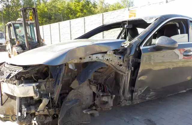 MERCEDES-BENZ Klasa A 200 AMG Line 7G-DCT