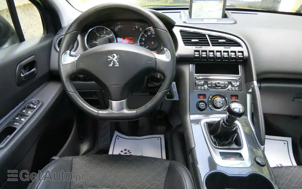PEUGEOT 3008 HDi FAP 150 Platinum