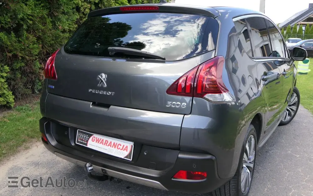 PEUGEOT 3008 HDi FAP 150 Platinum