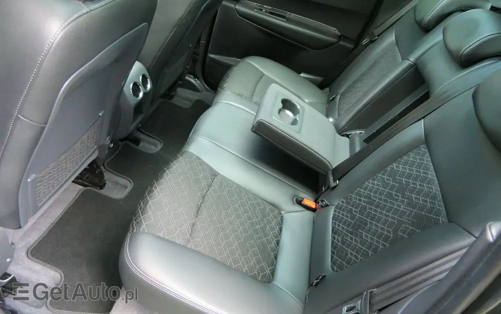 PEUGEOT 3008 HDi FAP 150 Platinum