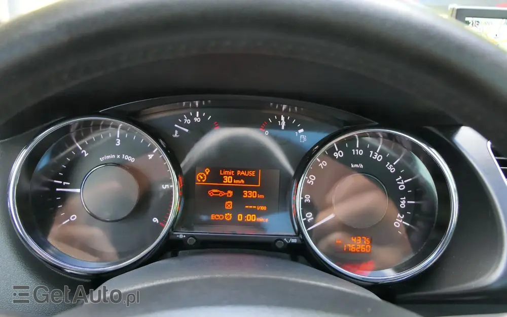 PEUGEOT 3008 HDi FAP 150 Platinum