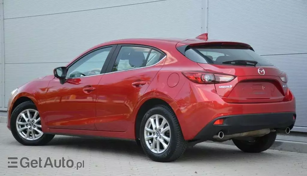 MAZDA 3 