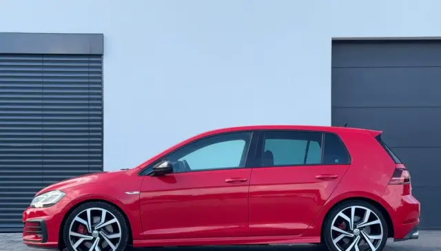 VOLKSWAGEN Golf GTI 2.0 TSI OPF DSG Performance