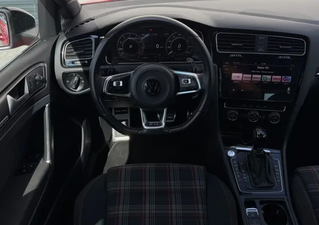 VOLKSWAGEN Golf GTI 2.0 TSI OPF DSG Performance