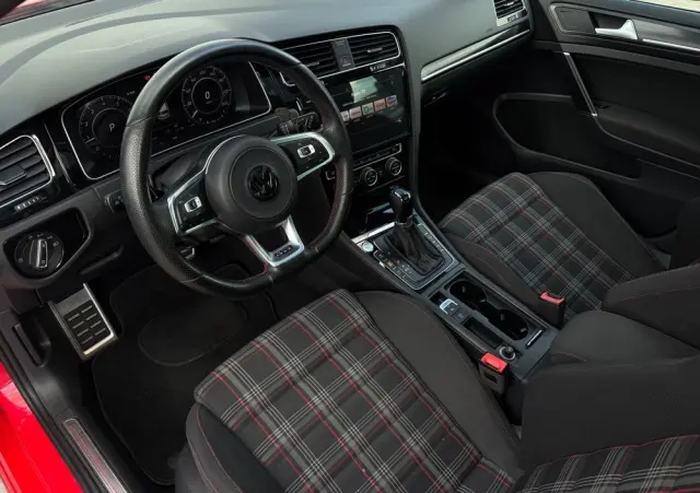 VOLKSWAGEN Golf GTI 2.0 TSI OPF DSG Performance