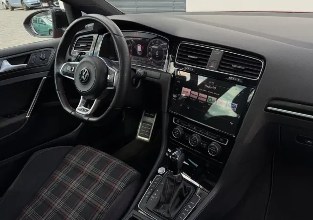 VOLKSWAGEN Golf GTI 2.0 TSI OPF DSG Performance