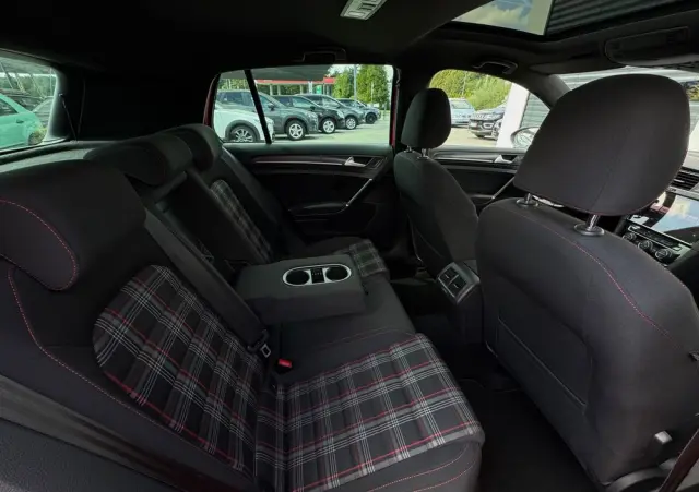 VOLKSWAGEN Golf GTI 2.0 TSI OPF DSG Performance