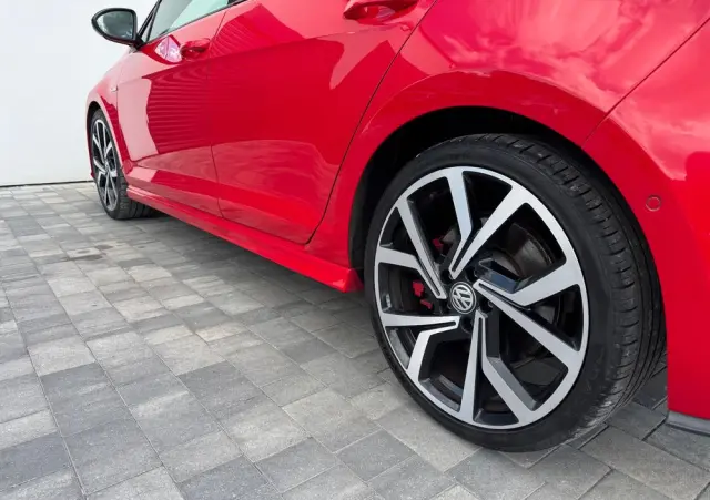 VOLKSWAGEN Golf GTI 2.0 TSI OPF DSG Performance
