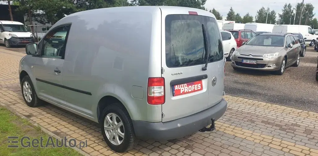 VOLKSWAGEN Caddy 