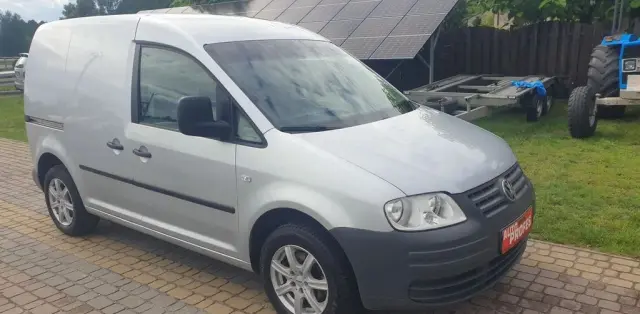 VOLKSWAGEN Caddy 
