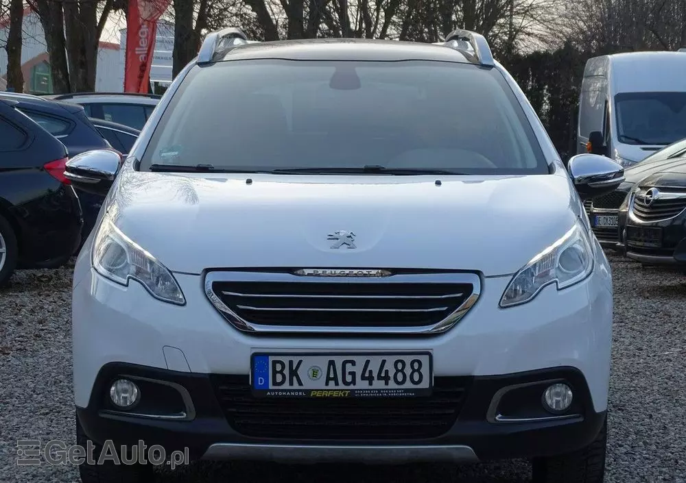 PEUGEOT 2008 1.2 Pure Tech Style
