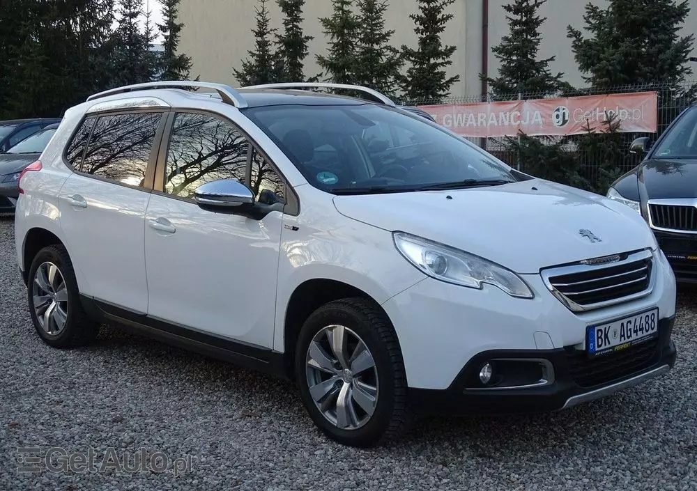 PEUGEOT 2008 1.2 Pure Tech Style