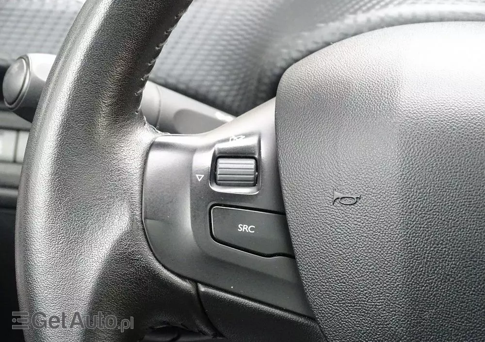 PEUGEOT 2008 1.2 Pure Tech Style