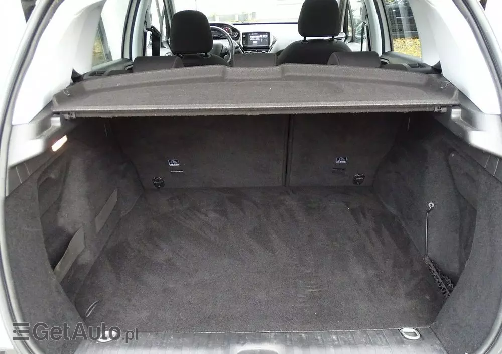 PEUGEOT 2008 1.2 Pure Tech Style