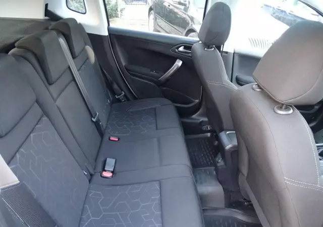 PEUGEOT 2008 1.2 Pure Tech Style