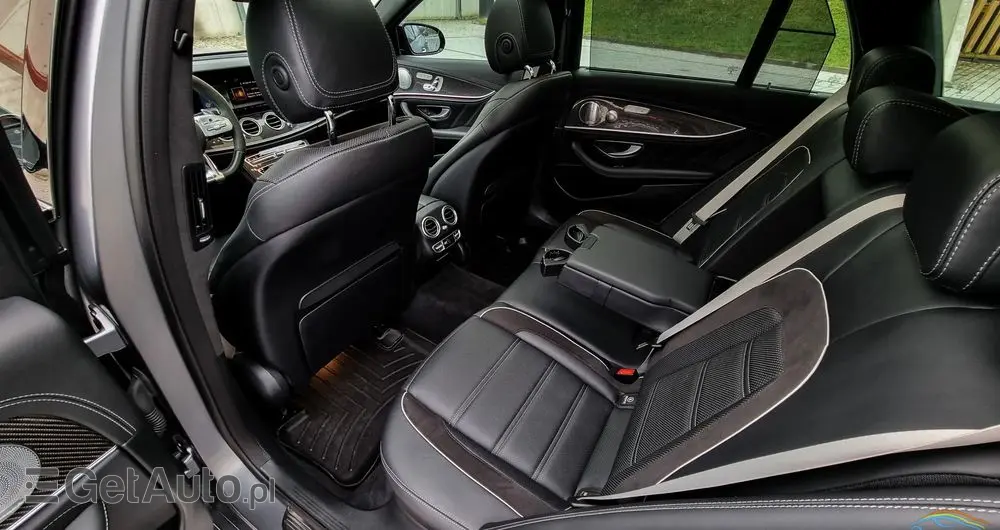 MERCEDES-BENZ Klasa E AMG 63 S 4-Matic+