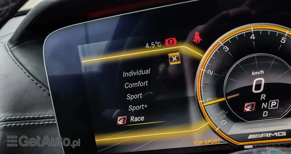 MERCEDES-BENZ Klasa E AMG 63 S 4-Matic+