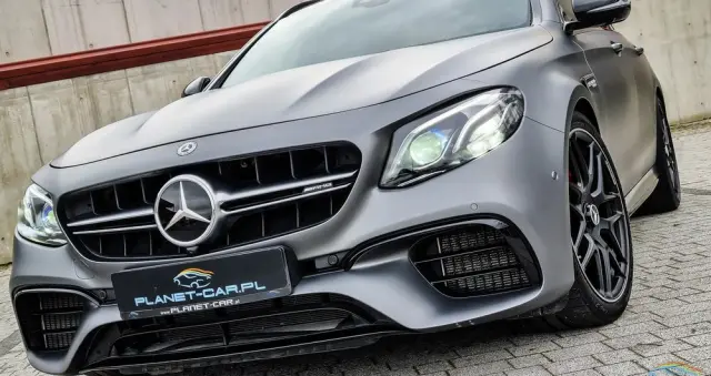 MERCEDES-BENZ Klasa E AMG 63 S 4-Matic+
