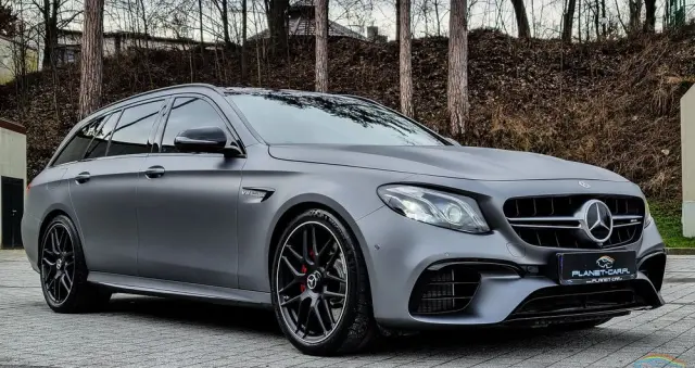 MERCEDES-BENZ Klasa E AMG 63 S 4-Matic+