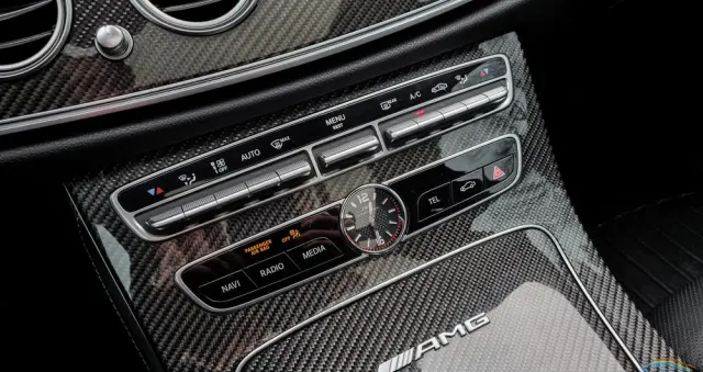 MERCEDES-BENZ Klasa E AMG 63 S 4-Matic+