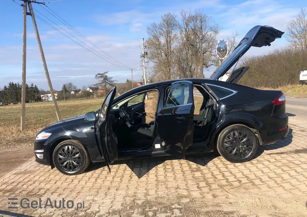 FORD Mondeo 1.5 EcoBoost Edition