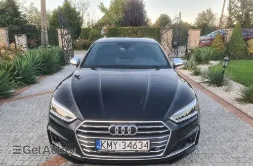 AUDI S5 