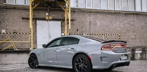 DODGE Charger 