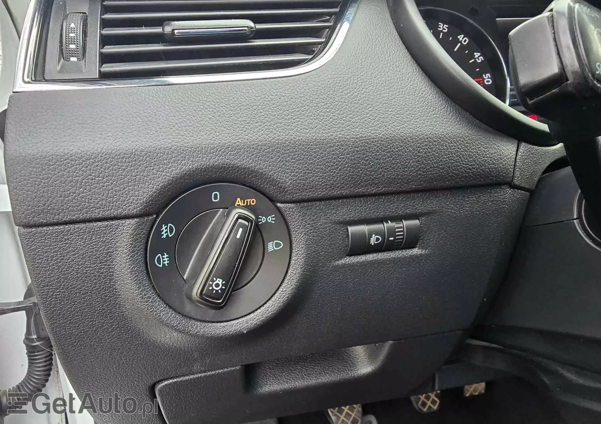 SKODA Octavia 1.6 TDI 4x4 Edition