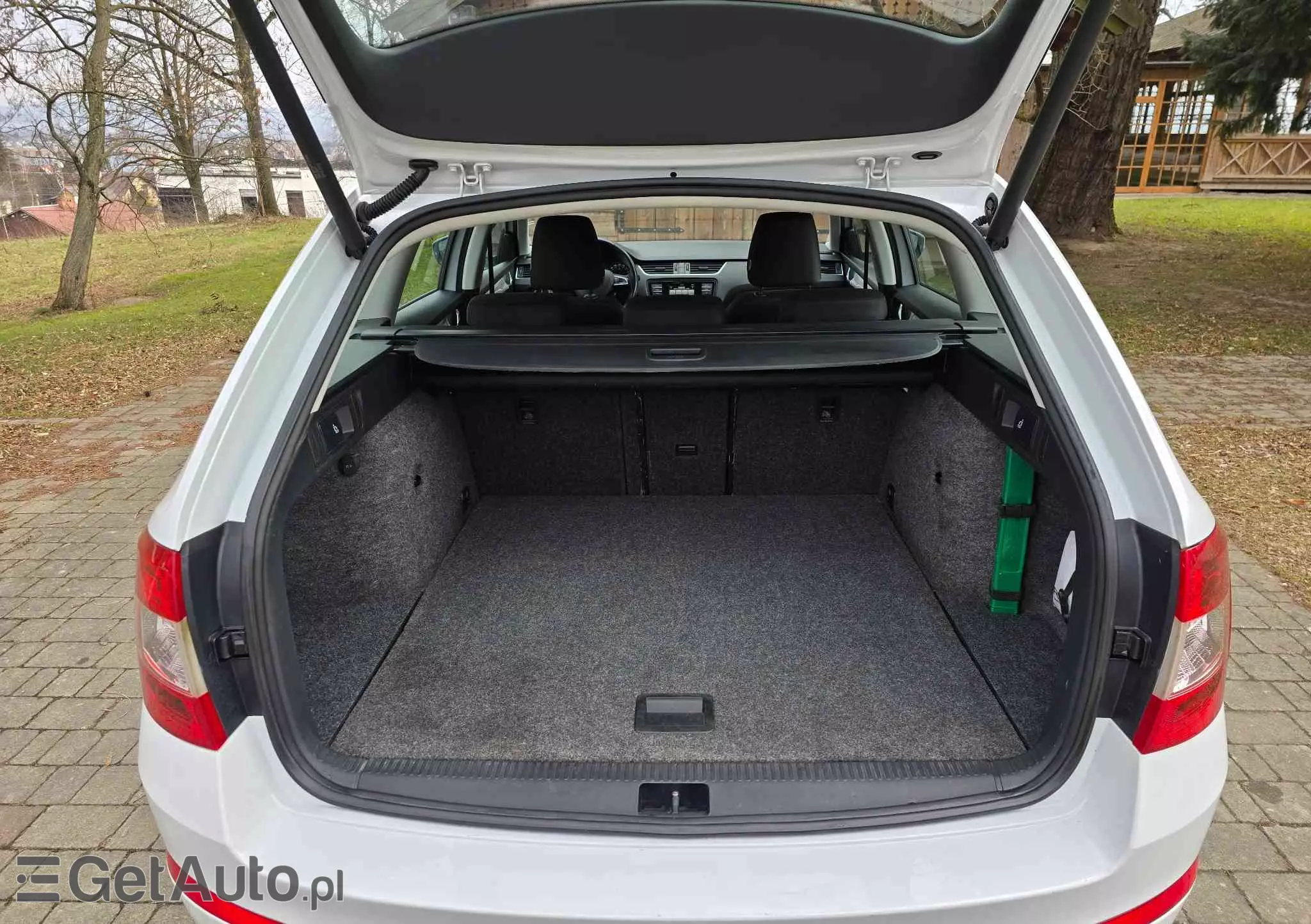 SKODA Octavia 1.6 TDI 4x4 Edition