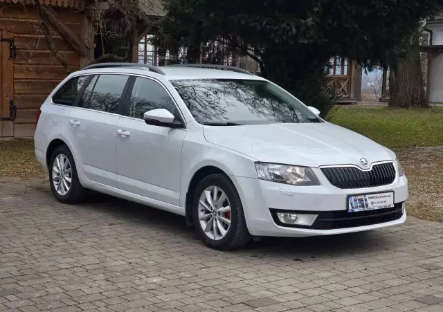 SKODA Octavia 1.6 TDI 4x4 Edition