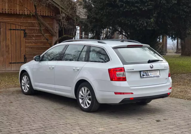 SKODA Octavia 1.6 TDI 4x4 Edition