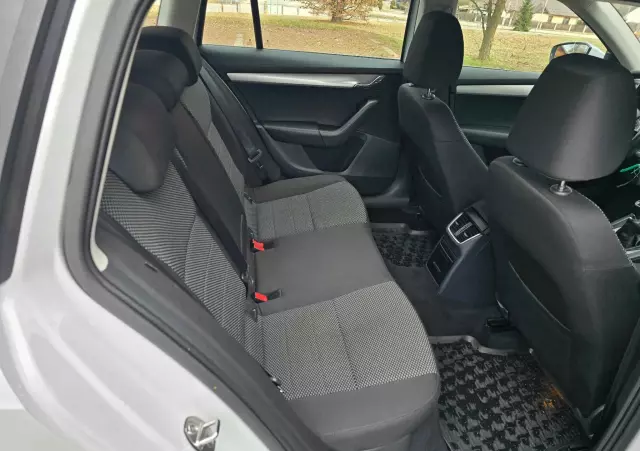 SKODA Octavia 1.6 TDI 4x4 Edition