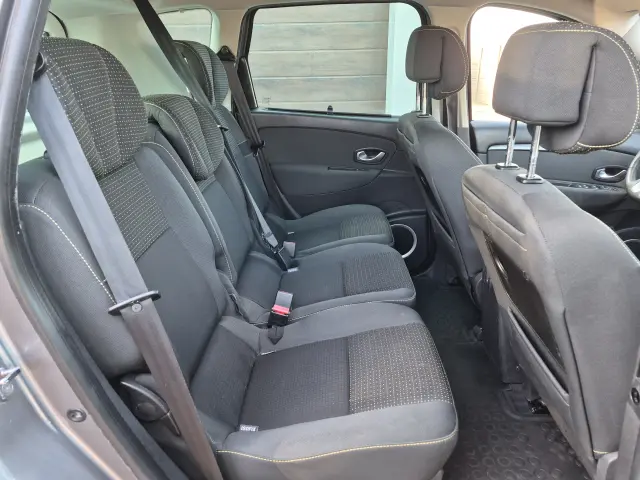 RENAULT Scenic Expression 130