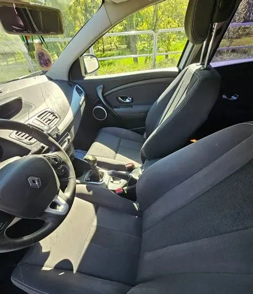 RENAULT Megane 