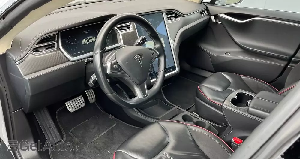 TESLA Model S D