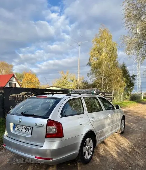 SKODA Octavia 