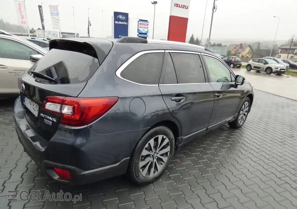 SUBARU Outback 