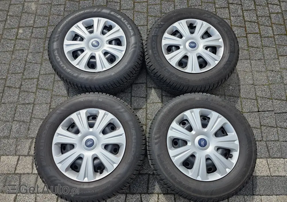 FORD Kuga 2.0 TDCi 4x4 Titanium