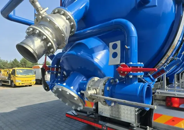 MAN Disab Centurion P210/9 ADR Ładowarka próżniowa ssąco-nadmuchowa 