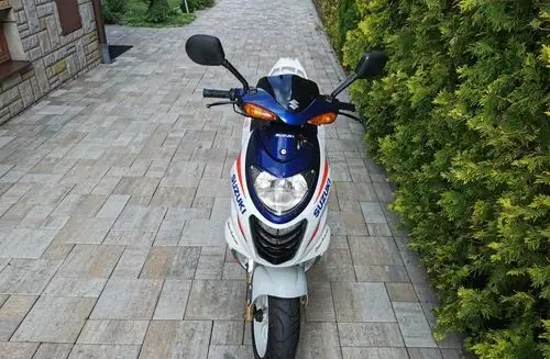 SUZUKI AY 50 R Katana 