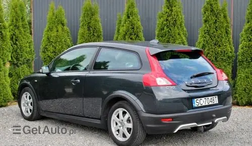 VOLVO C30 