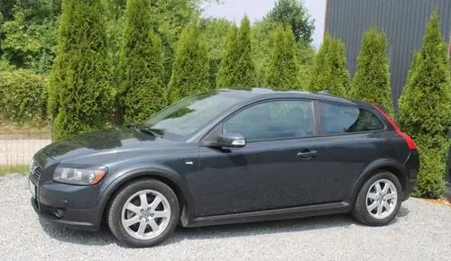 VOLVO C30 