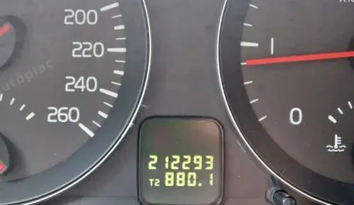 VOLVO C30 