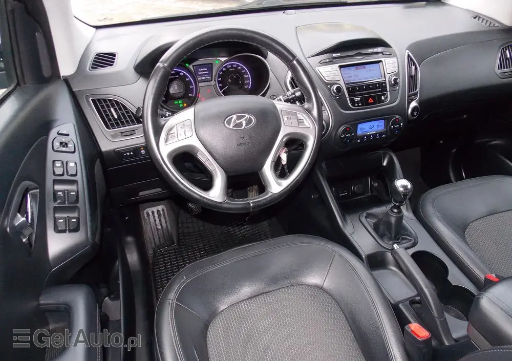 HYUNDAI Ix35 1.6 2WD blue Style