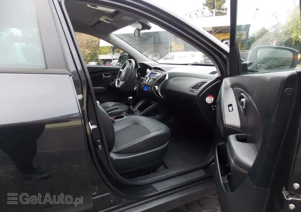 HYUNDAI Ix35 1.6 2WD blue Style
