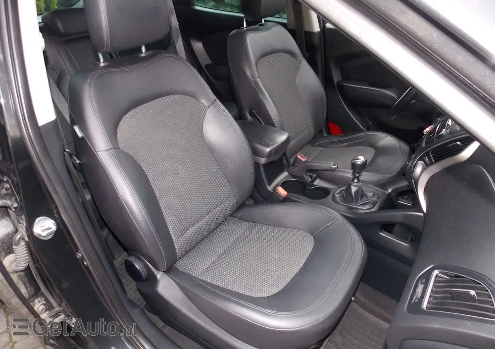 HYUNDAI Ix35 1.6 2WD blue Style