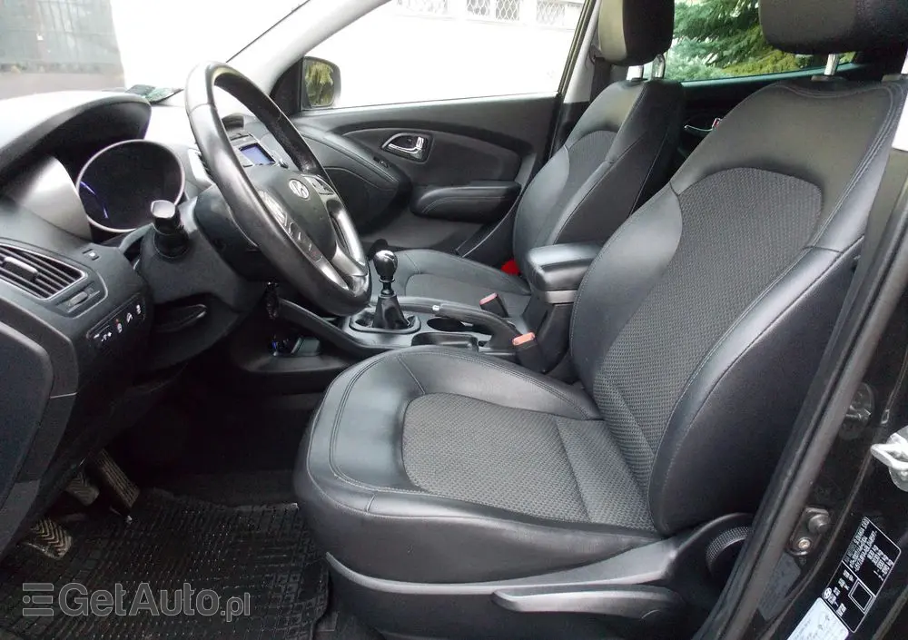 HYUNDAI Ix35 1.6 2WD blue Style