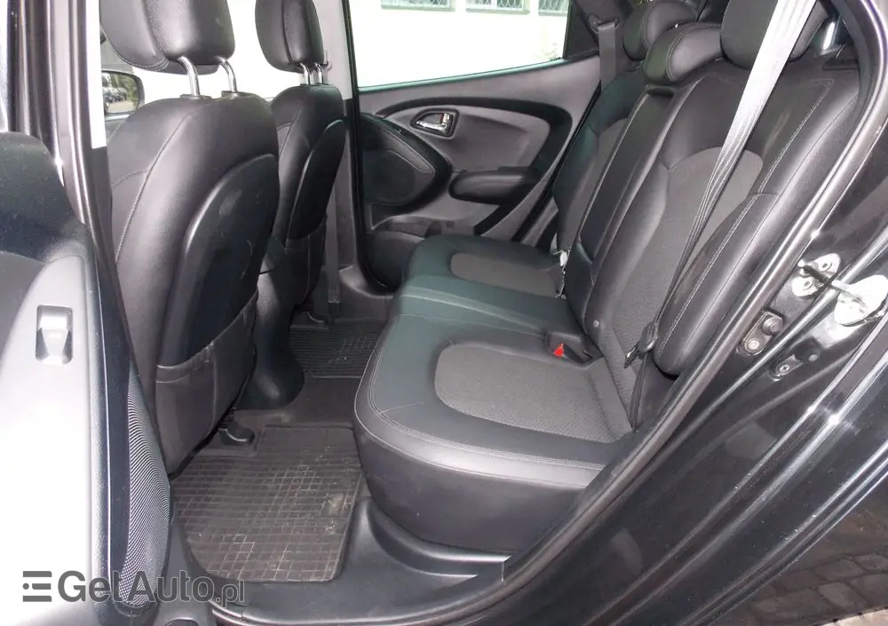 HYUNDAI Ix35 1.6 2WD blue Style