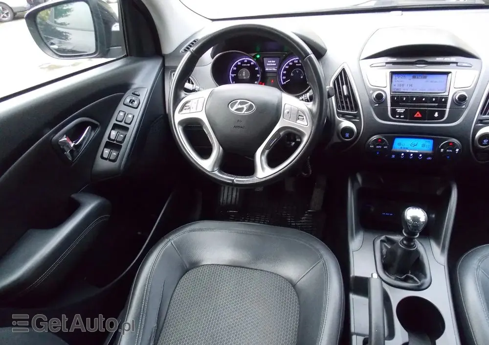 HYUNDAI Ix35 1.6 2WD blue Style