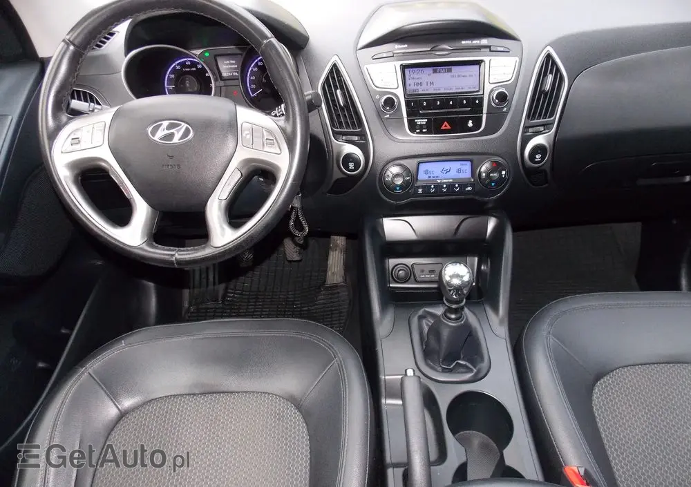 HYUNDAI Ix35 1.6 2WD blue Style